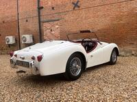 TRIUMPH TR3