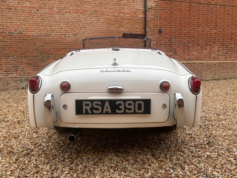 TRIUMPH TR3