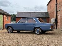 MERCEDES-BENZ 220