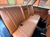 MERCEDES-BENZ 220