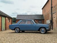 MERCEDES-BENZ 220