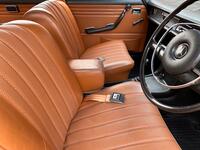 MERCEDES-BENZ 220