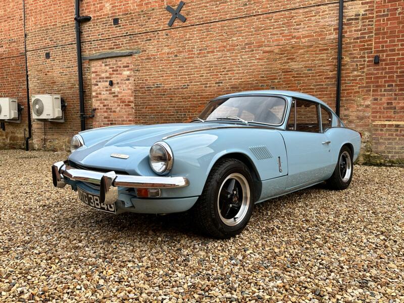 TRIUMPH GT6