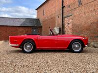 TRIUMPH TR5