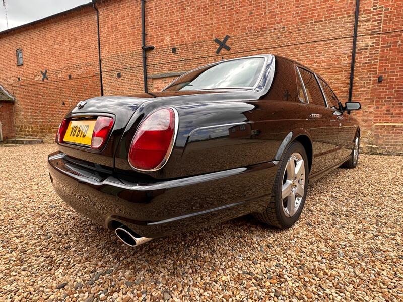 BENTLEY ARNAGE