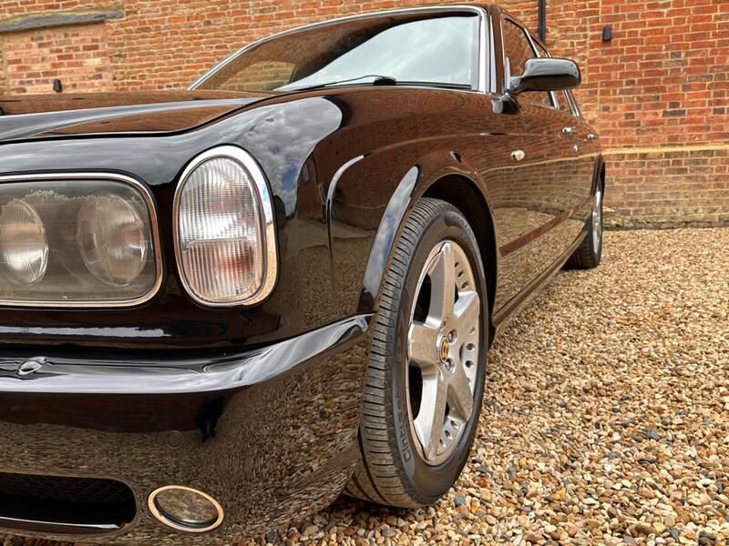 BENTLEY ARNAGE