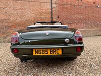 MG RV8