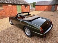 MG RV8