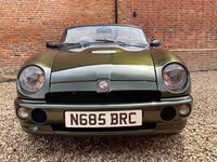 MG RV8