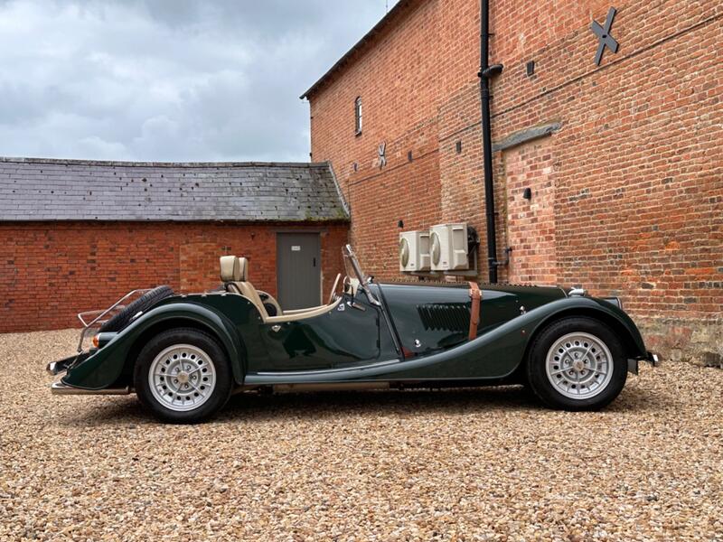 MORGAN PLUS 8