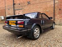 TOYOTA MR2
