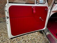 MORRIS MINOR