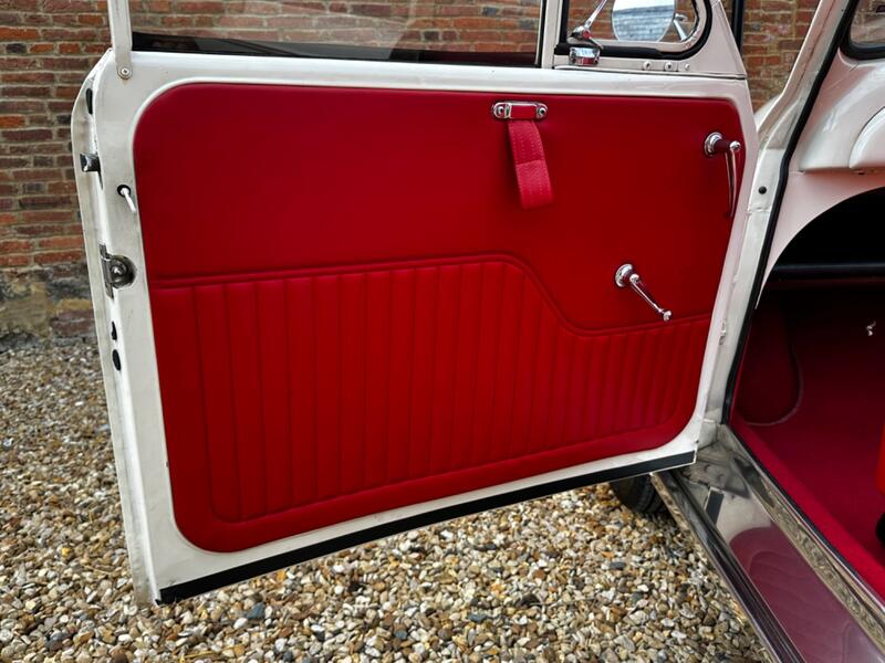 MORRIS MINOR