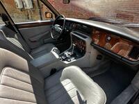DAIMLER DOUBLE SIX