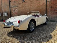 MG MGA