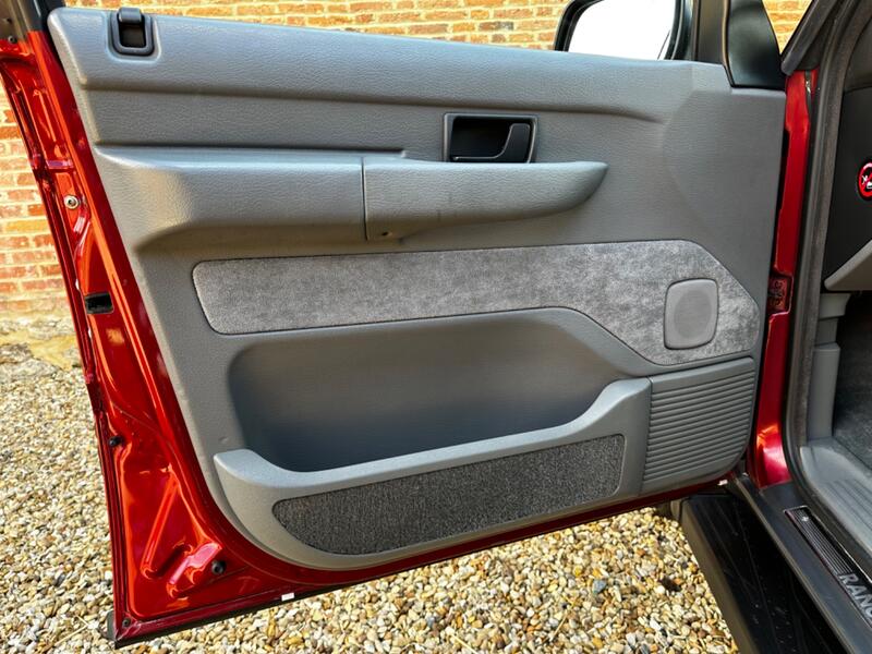 LAND ROVER RANGE ROVER
