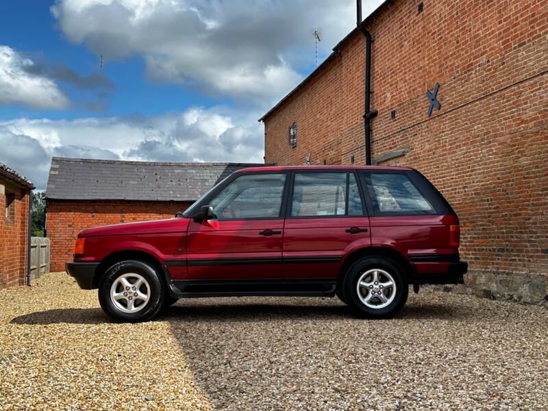 LAND ROVER RANGE ROVER