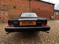 DAIMLER DOUBLE SIX