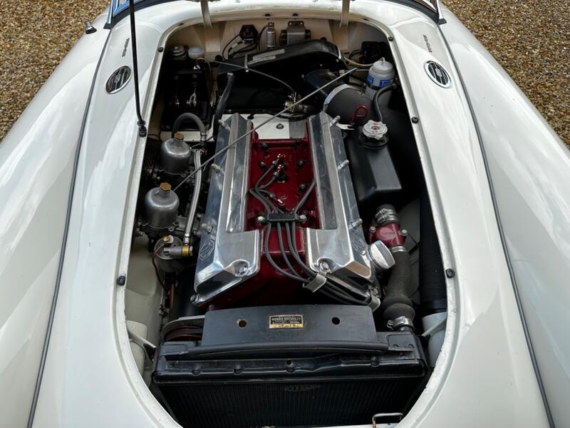 MG MGA