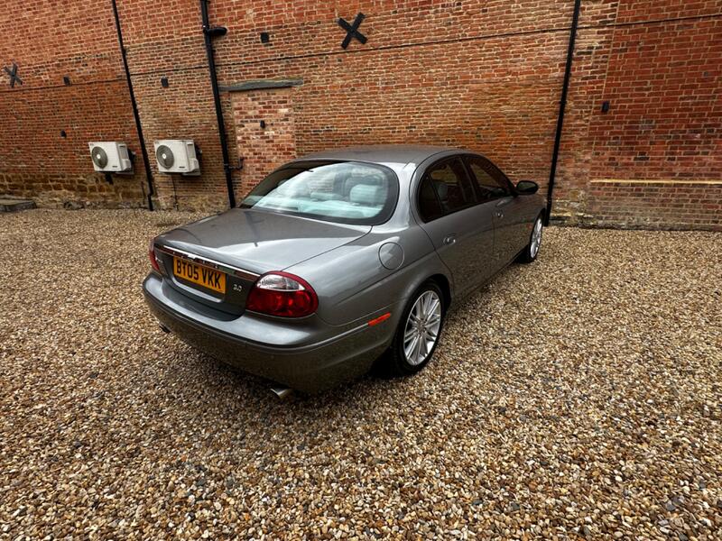 JAGUAR S-TYPE