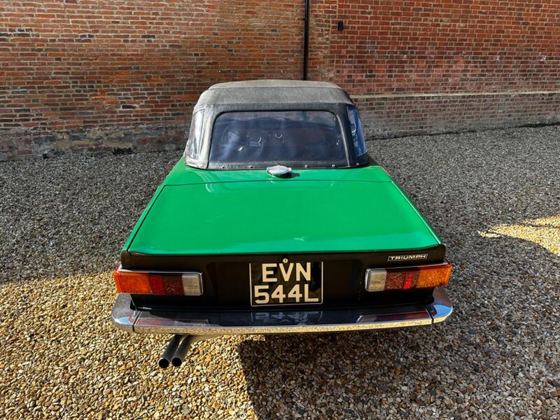 TRIUMPH TR6