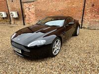 ASTON MARTIN VANTAGE