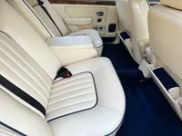 ROLLS-ROYCE SILVER SPIRIT