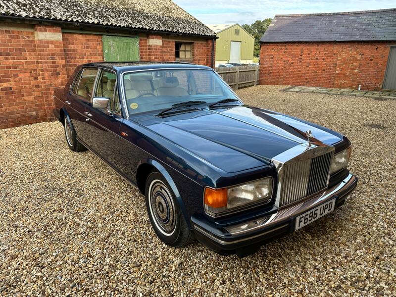 ROLLS-ROYCE SILVER SPIRIT