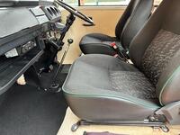 VOLKSWAGEN T2 BAY WINDOW