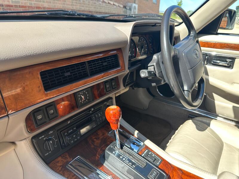 JAGUAR XJS