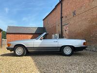 MERCEDES-BENZ SL