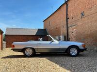 MERCEDES-BENZ SL