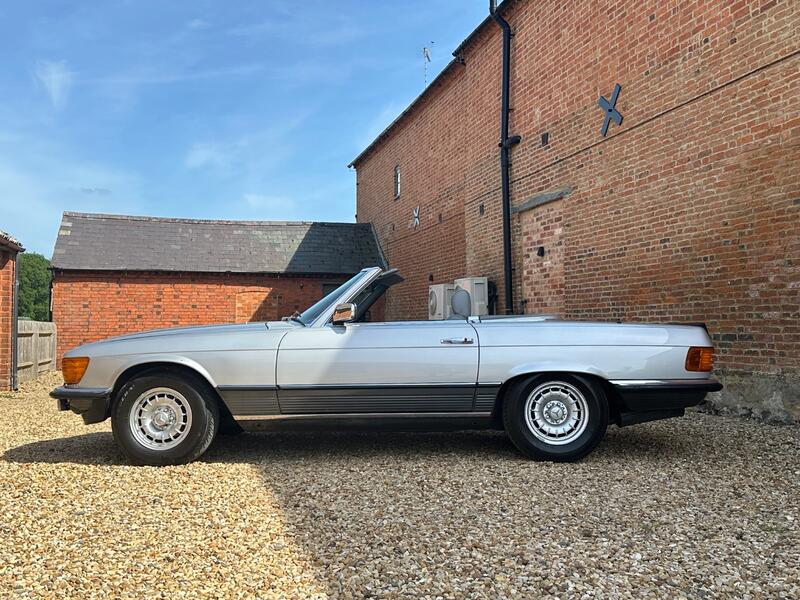 MERCEDES-BENZ SL