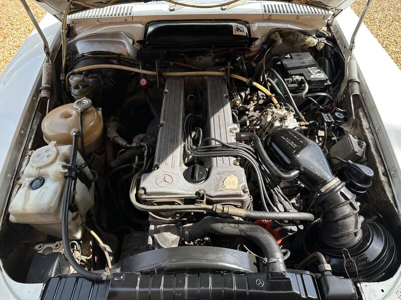 MERCEDES-BENZ SL