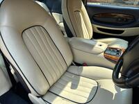 ASTON MARTIN DB7