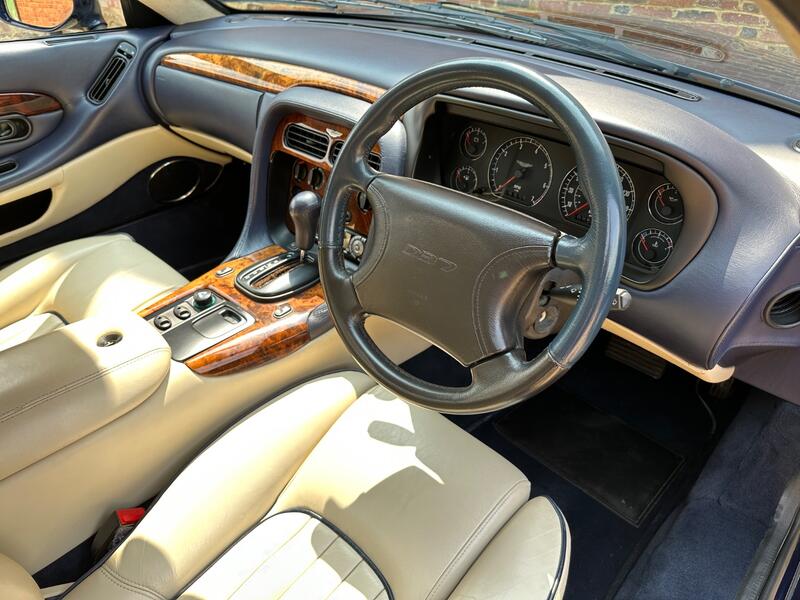 ASTON MARTIN DB7
