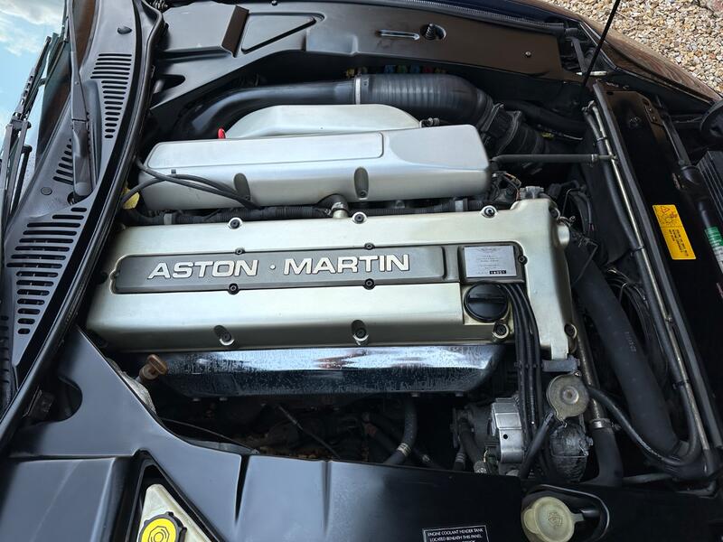 ASTON MARTIN DB7