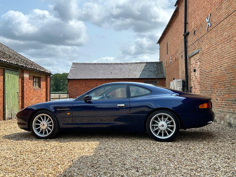 ASTON MARTIN DB7