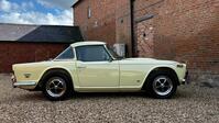 TRIUMPH TR5