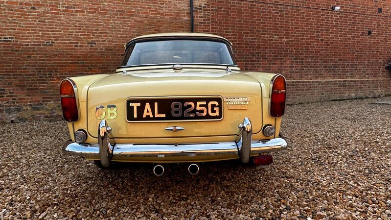 TRIUMPH TR5