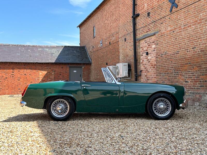AUSTIN HEALEY SPRITE