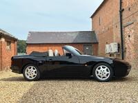 PORSCHE 944