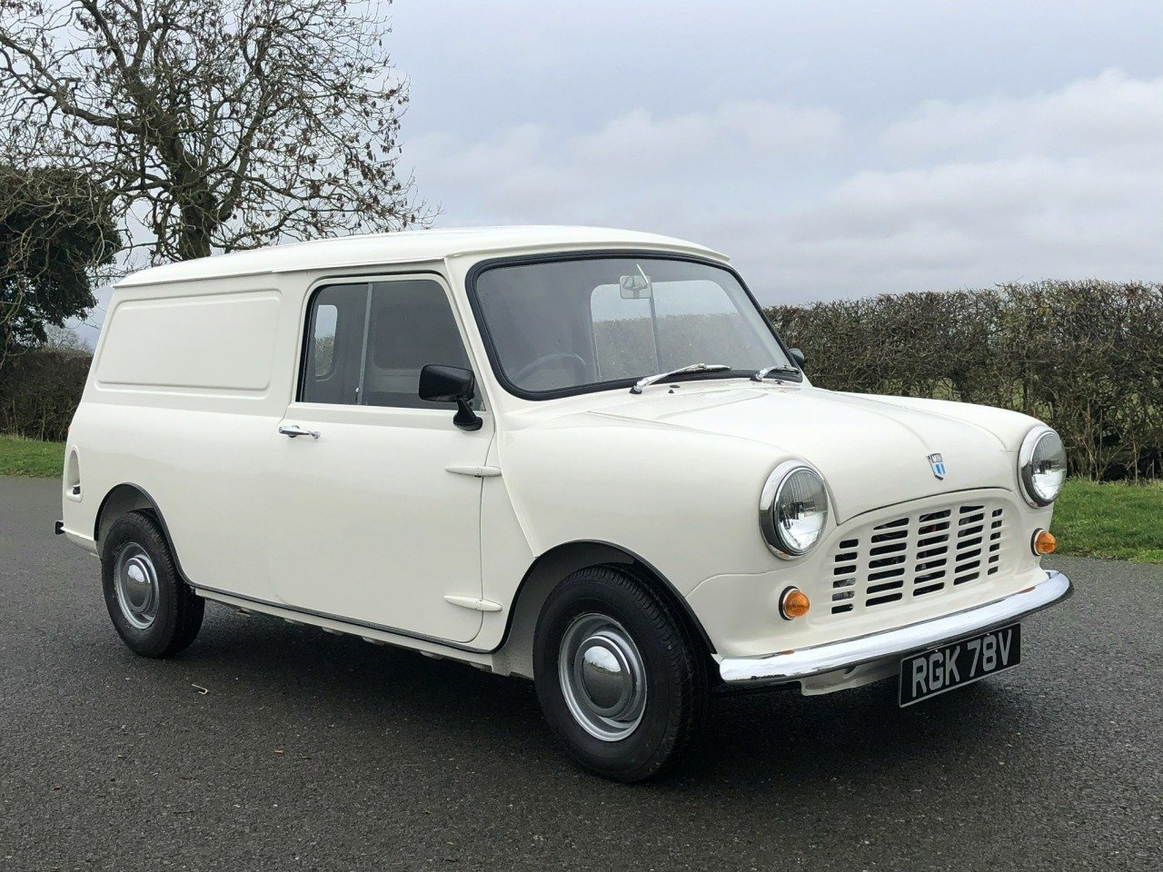 Mini sales van 1980