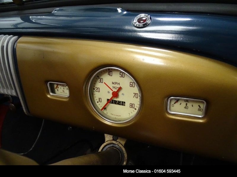 MORRIS MINOR