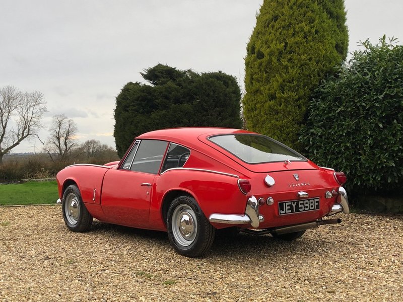 TRIUMPH GT6