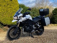 TRIUMPH Explorer