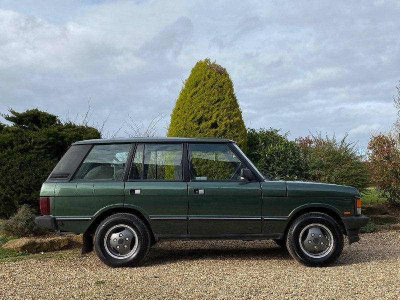 LAND ROVER RANGE ROVER