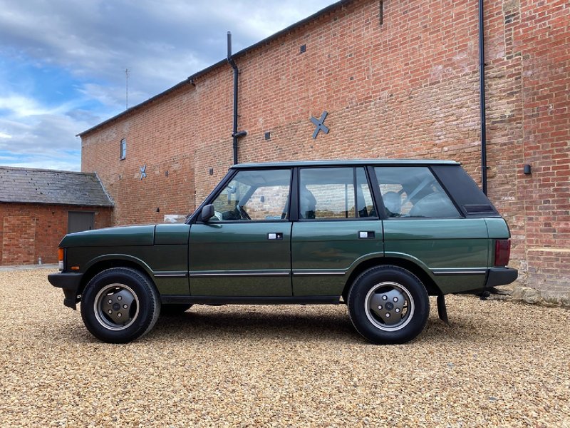 LAND ROVER RANGE ROVER