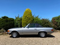 MERCEDES-BENZ SL