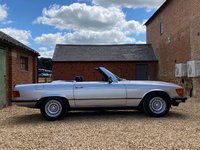 MERCEDES-BENZ SL